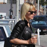 Mena Suvari departs Urth Caffe on Melrose Avenue | Picture 107072